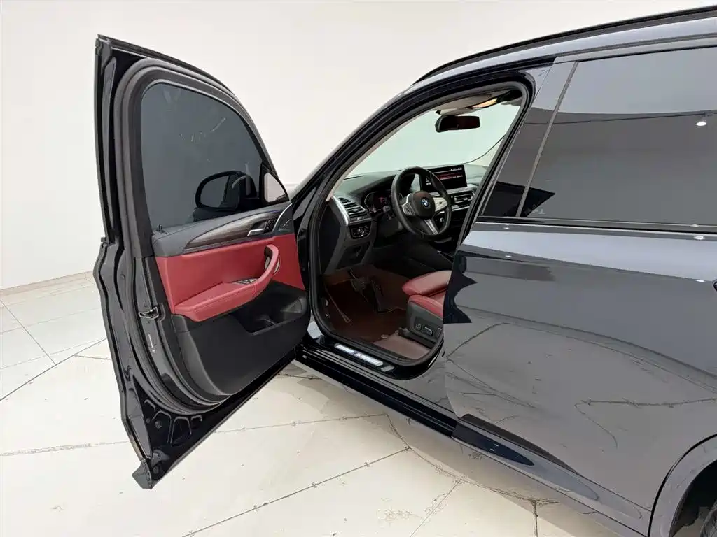 BMW X3 2023 Facelift xDrive30i Leading M Night Package фото 13