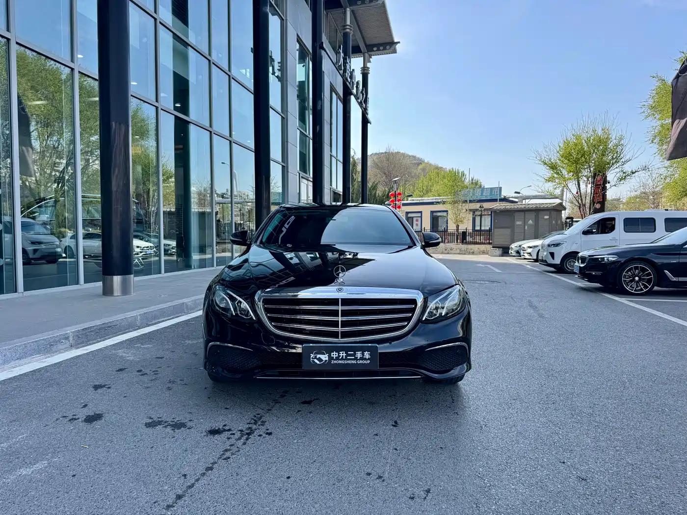 Mercedes-Benz E-Class 2018 E 200 L фото 2
