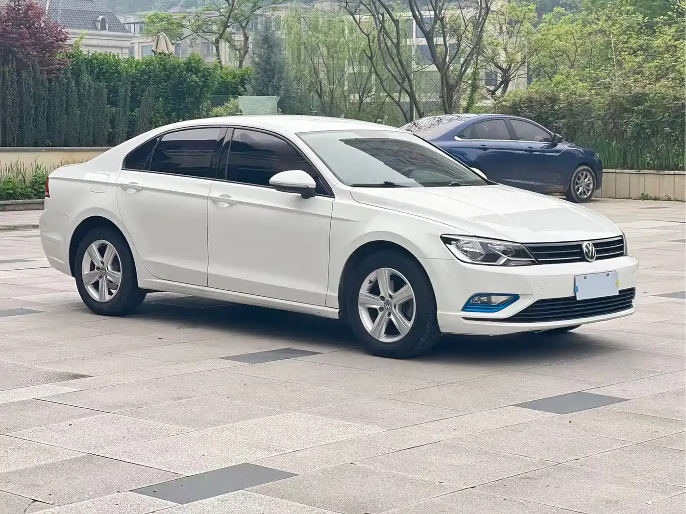 Volkswagen Lamando 2017 230TSI DSG Trend Edition фото 3