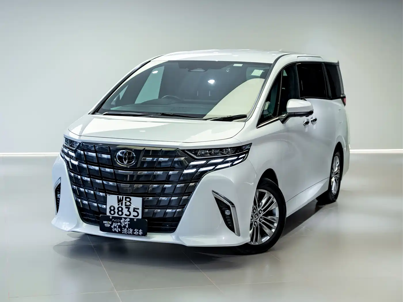 Toyota Alphard 2025 Hybrid 2.5L Prestige Gold Edition фото 2