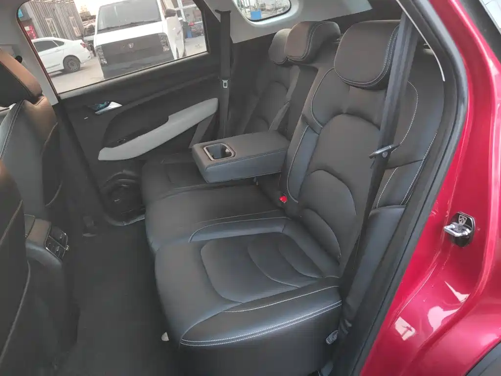 Baojun 530 2019 2019 1.5T CVT Premium China V