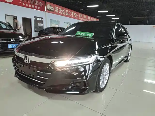 Honda Accord 260TURBO, Люкс