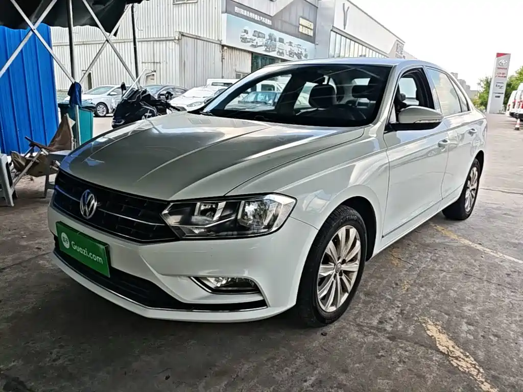 Photo 2 - Volkswagen Bora