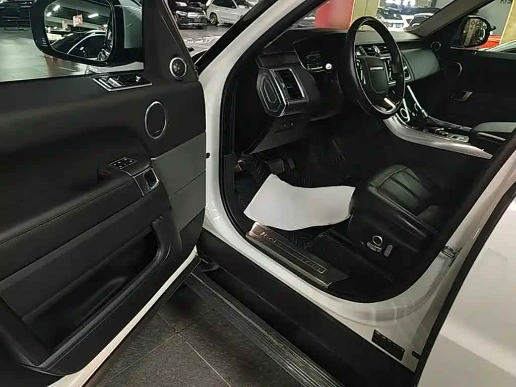 Land Rover Range Rover Sport PHEV 2021 2022 P400e SE