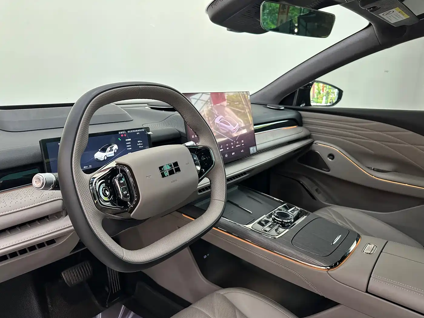 Geely Galaxy Galaxy Xingyao 8 2025 130km EM-P Starship Edition фото 18