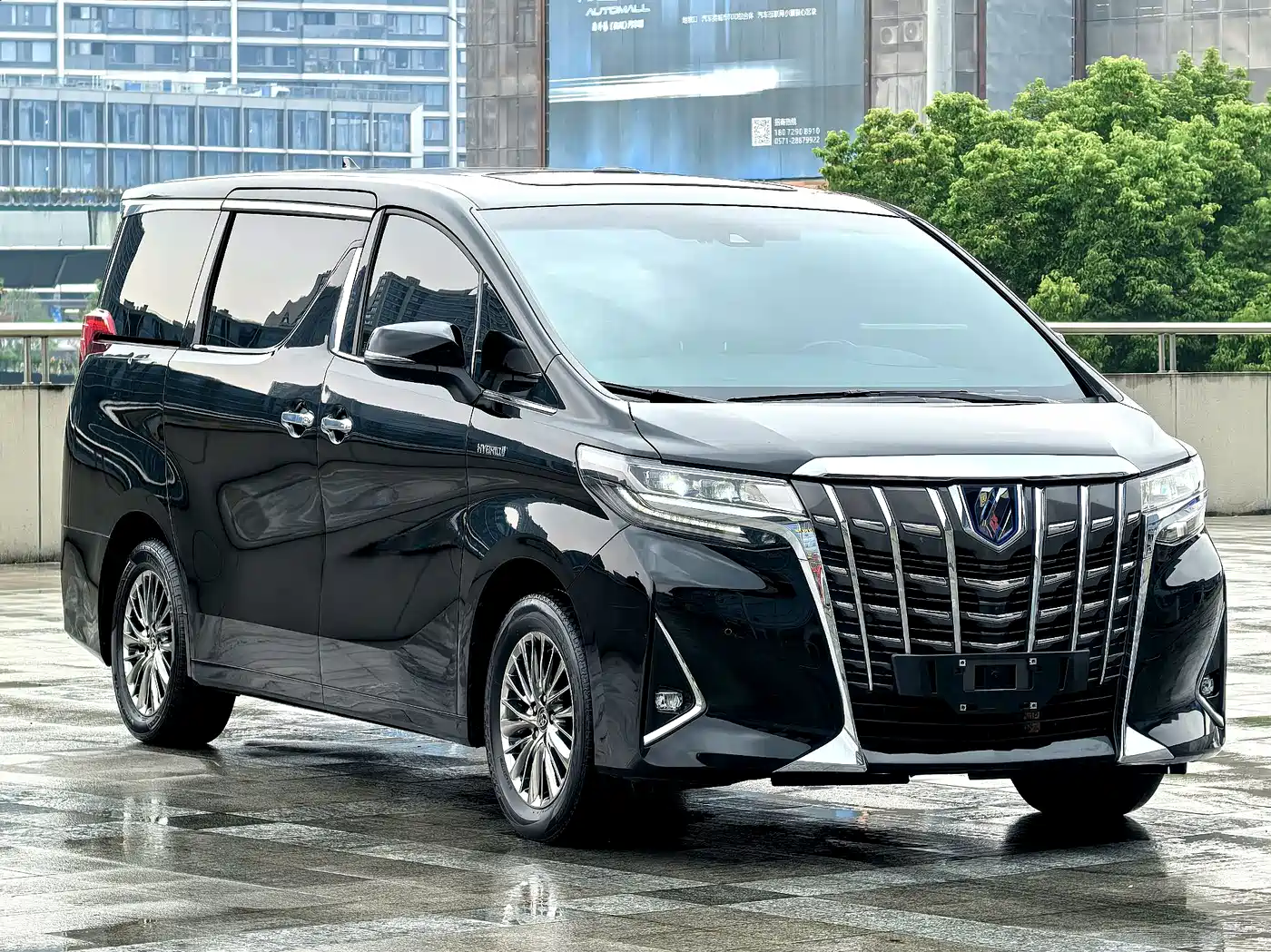 Toyota Alphard 2021 Hybrid 2.5L Premium фото 3