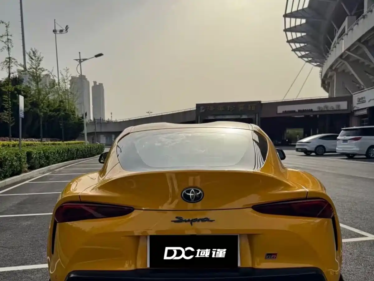 Toyota Supra 2022 2021 GR SUPRA 3.0T Standard