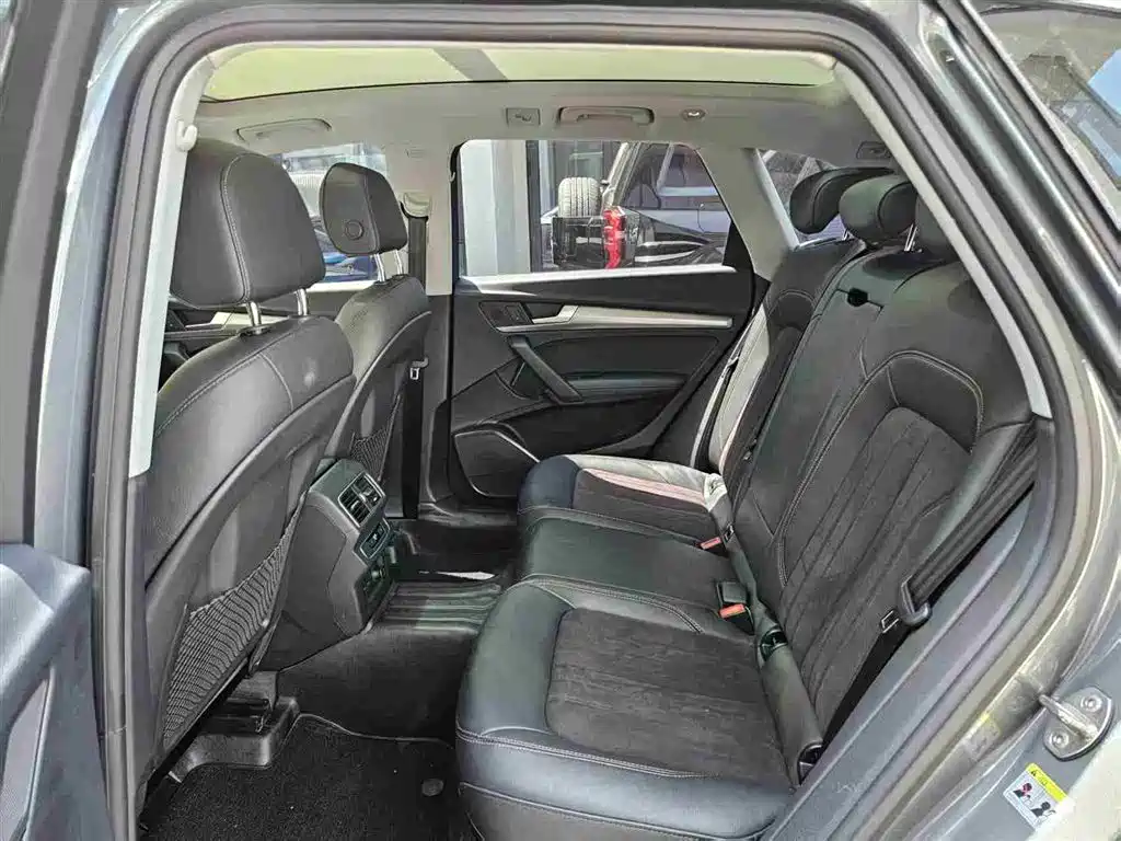 Audi Q5L 2020 45 TFSI Exclusive Fashion фото 11