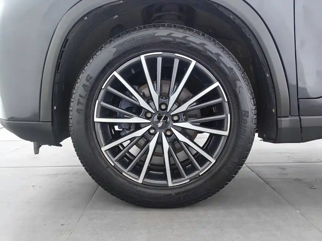 Фото 17 - Chery Tiggo 8 PLUS