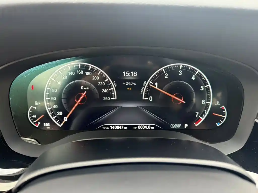 Фото 12 - BMW 5 Series