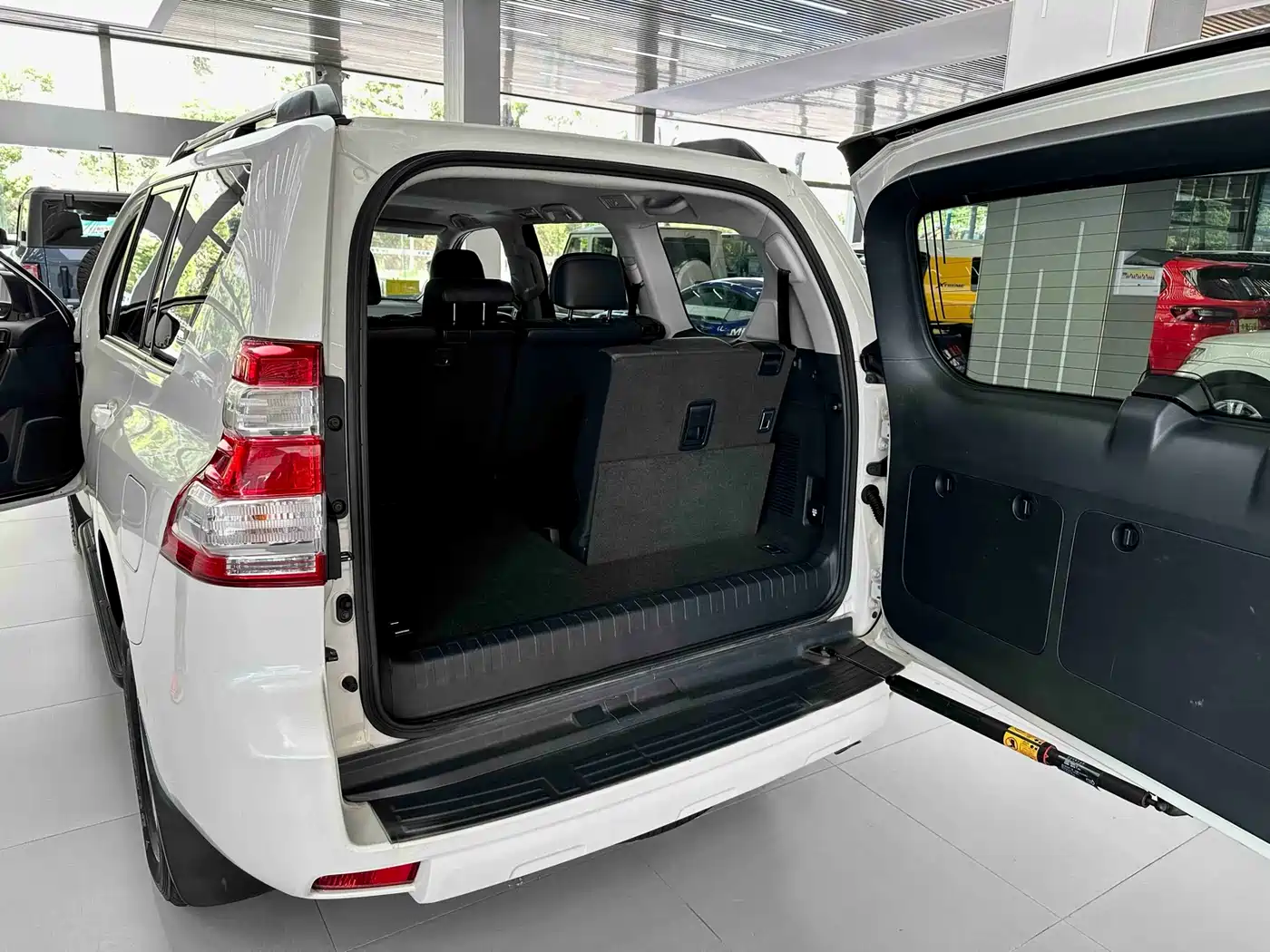 Toyota Prado 2016 2.7L Auto Luxury Edition фото 13