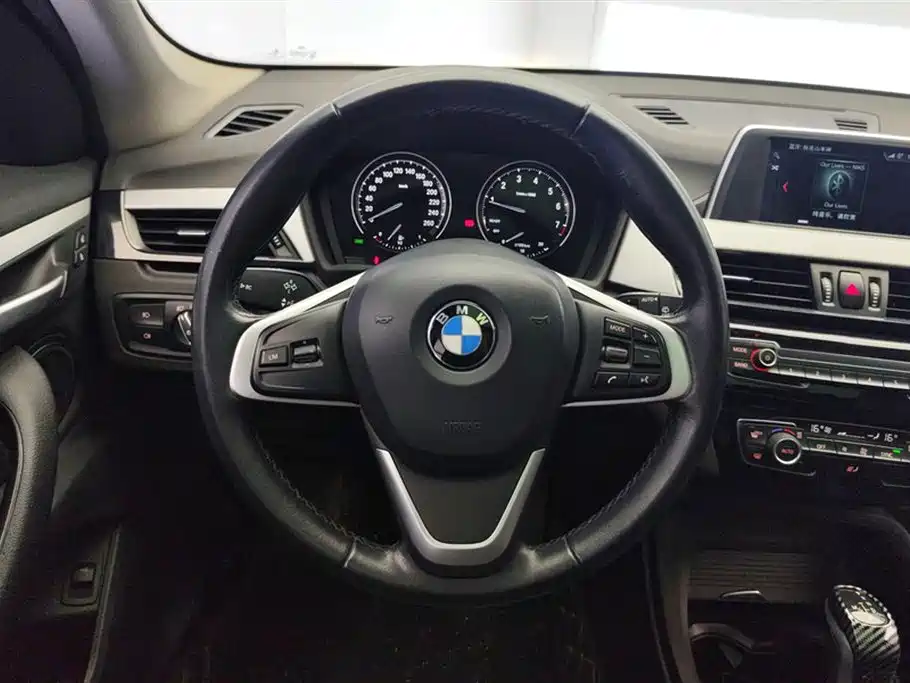 BMW X1 2019 sDrive20Li Leading Model фото 15