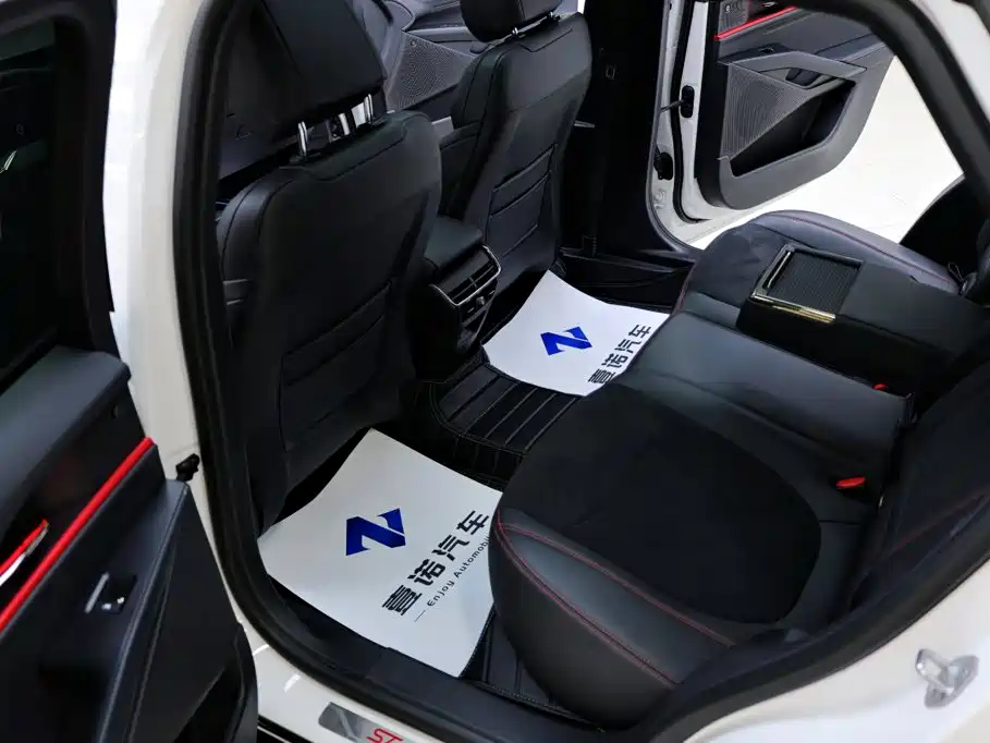 Ford EVOS 2024 2022 Facelift EcoBoost 245 ST-Line