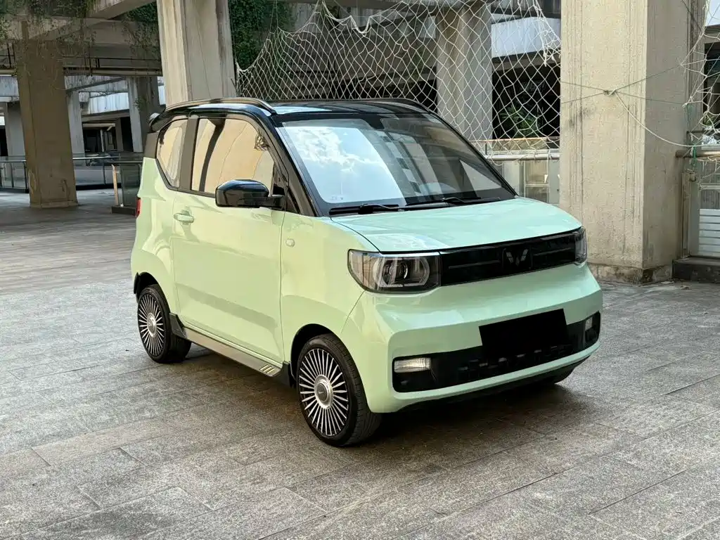 Фото 3 - Wuling Motors Hongguang MINIEV