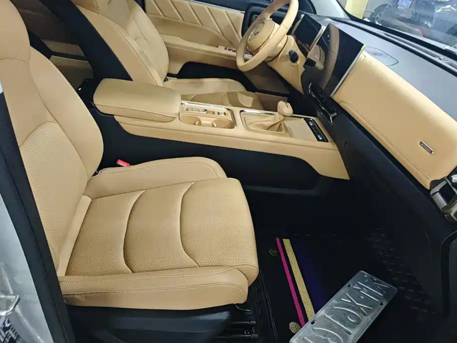 Wuling Motors Starlight 560 2026 2025 Model 1.5T 6MT Comfort Version