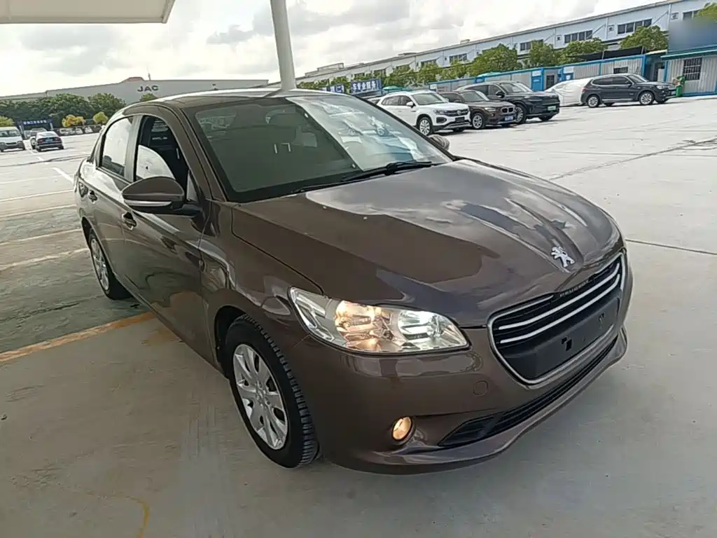 Peugeot 301 2014 2014 1.6L Automatic Comfort Edition