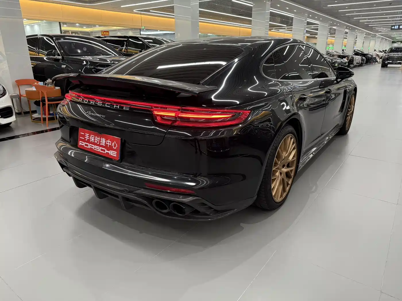 Porsche Panamera 2020 Panamera 10th Anniversary Edition 2.9T фото 7