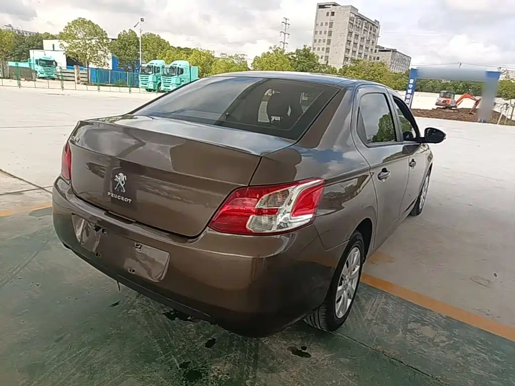 Peugeot 301 2014 2014 1.6L Automatic Comfort Edition