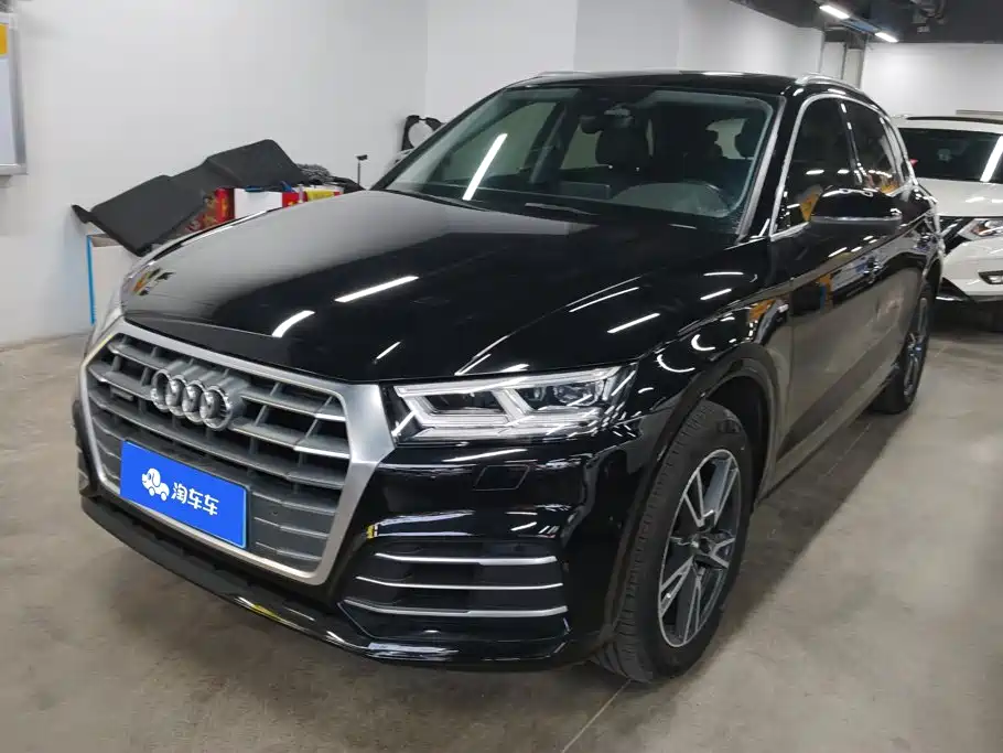 Audi Q5L 2018 40 TFSI Premium Fashion China VI