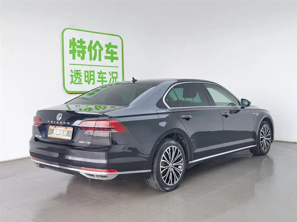 Volkswagen Phideon 2018 Facelift 380TSI FWD Business фото 2