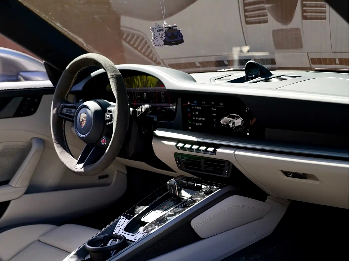 Porsche 911 2025 Carrera 3.0T фото 10