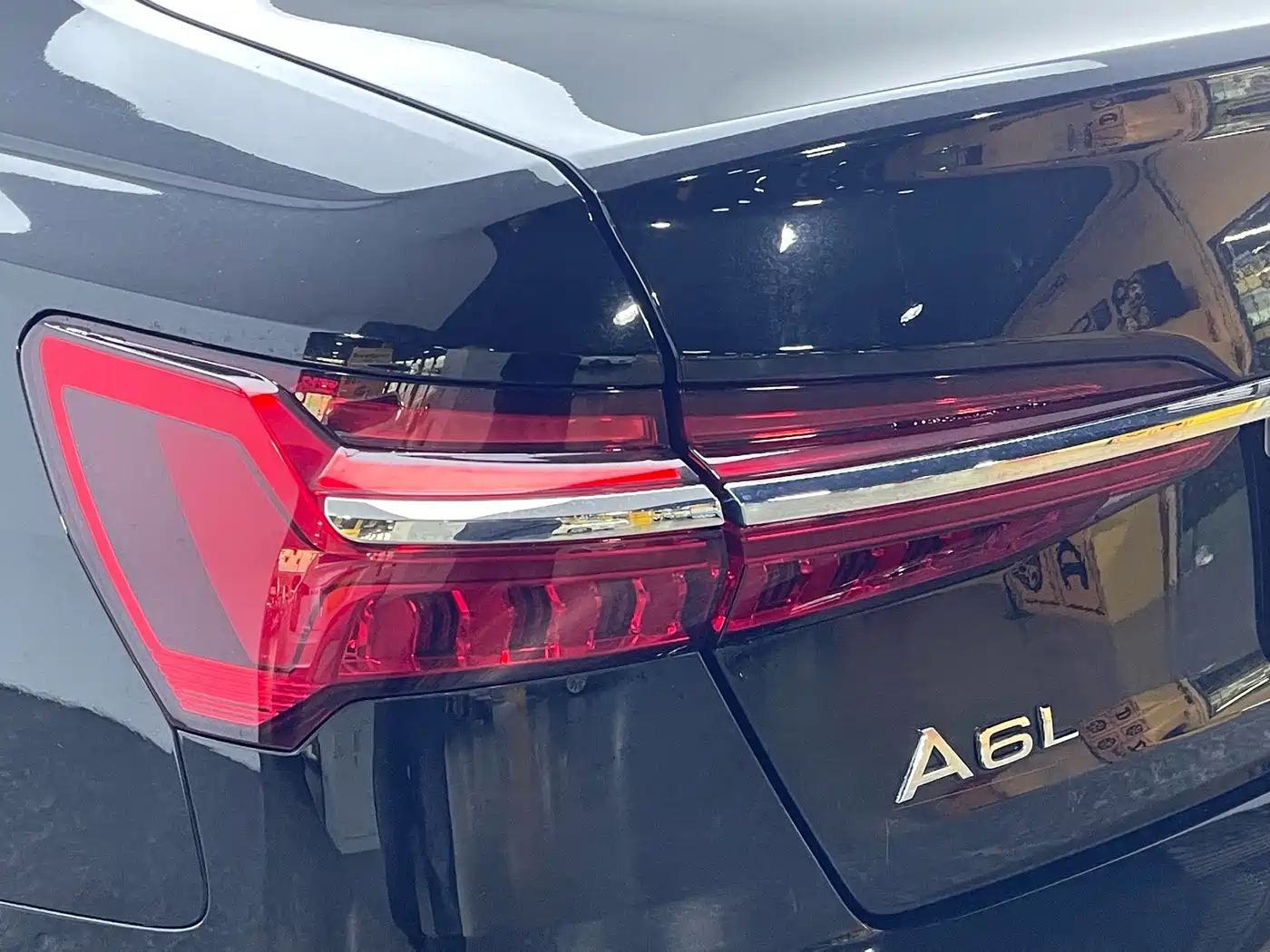 Audi A6L 2021 45 TFSI Exclusive Elegance фото 8