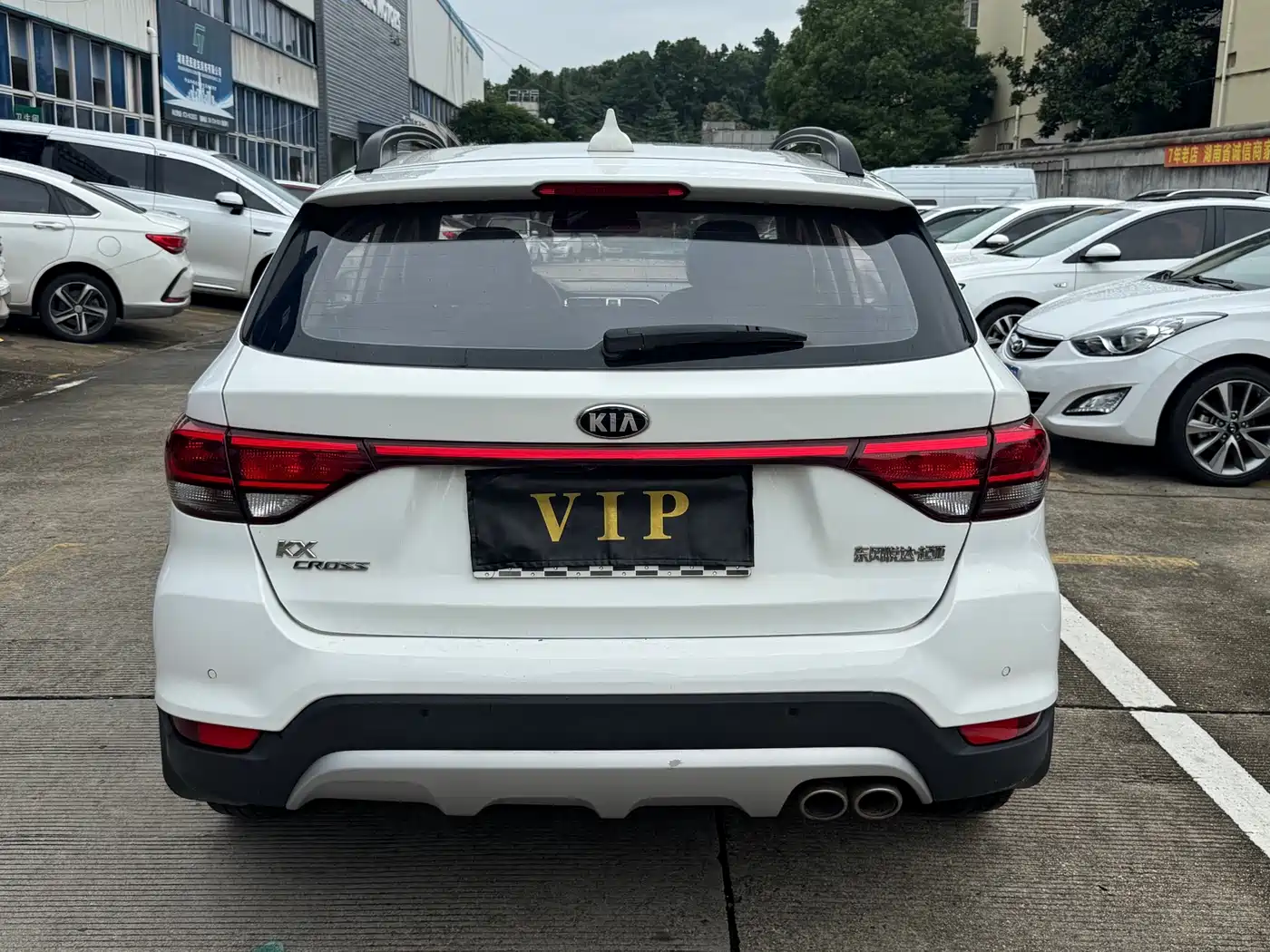 Kia KX CROSS 2018 2017 1.4L AT GLS