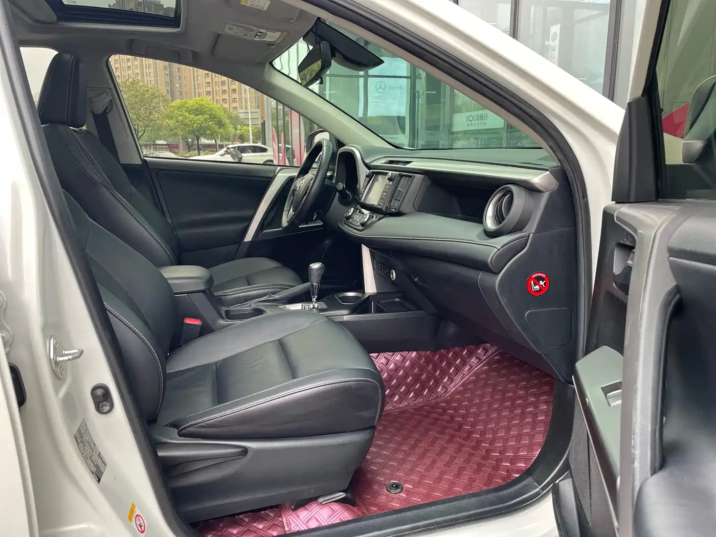 TOYOTA RAV4 RONGFANG