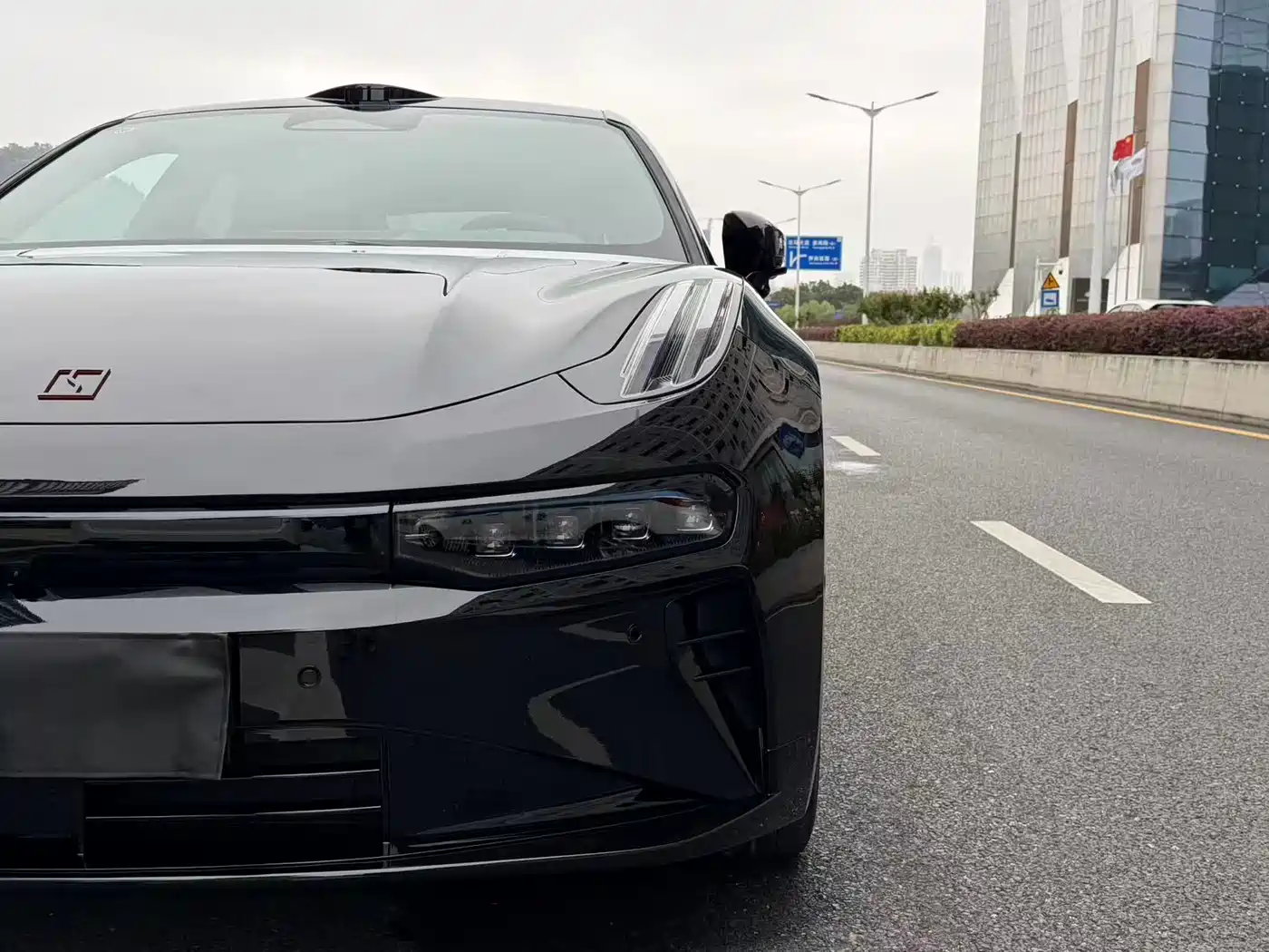 ZEEKR EXTREME KRYPTON 001