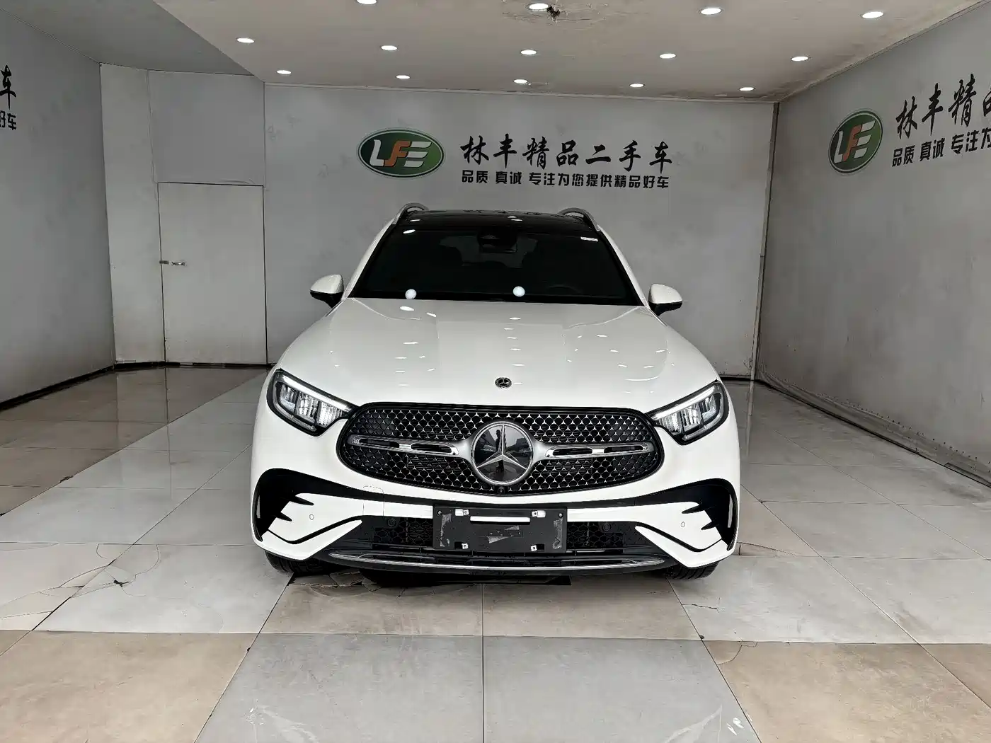 Mercedes-Benz GLC 2025 GLC 300 L 4MATIC Dynamic 5-seater фото 2