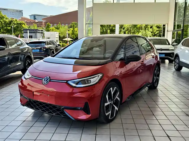 Volkswagen ID.3 Smart, Ultra Smart, GTX, пакет опций