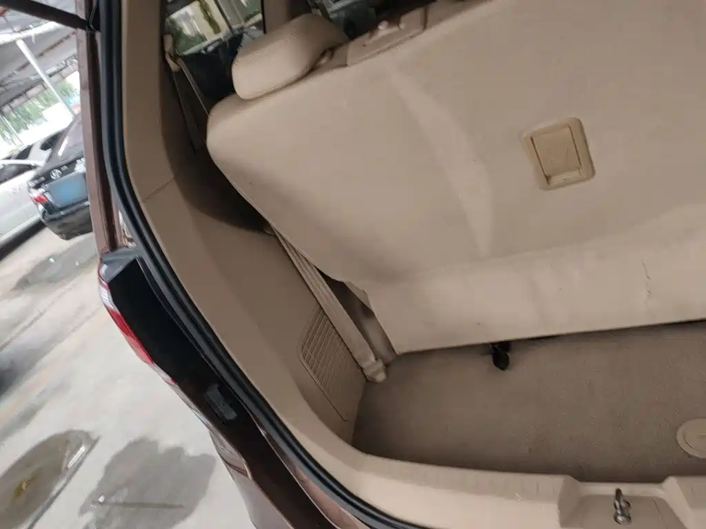 Baojun 730 2015 2014 1.5L Manual Comfort ESP Edition 7-Seater