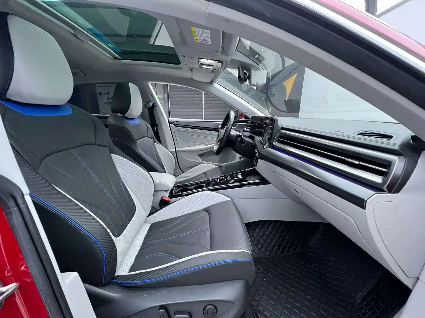 Volkswagen Lamando 2022 Lamando L 280TSI DSG Ultra Spicy Flagship фото 31