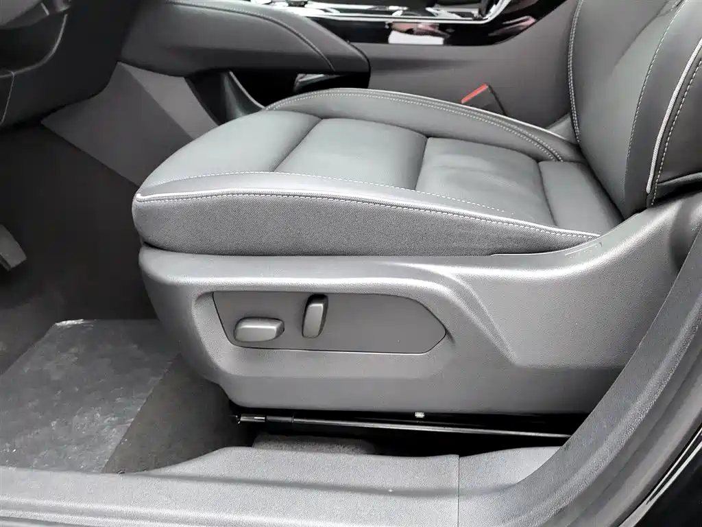 BUICK ANGKEWEI PLUS