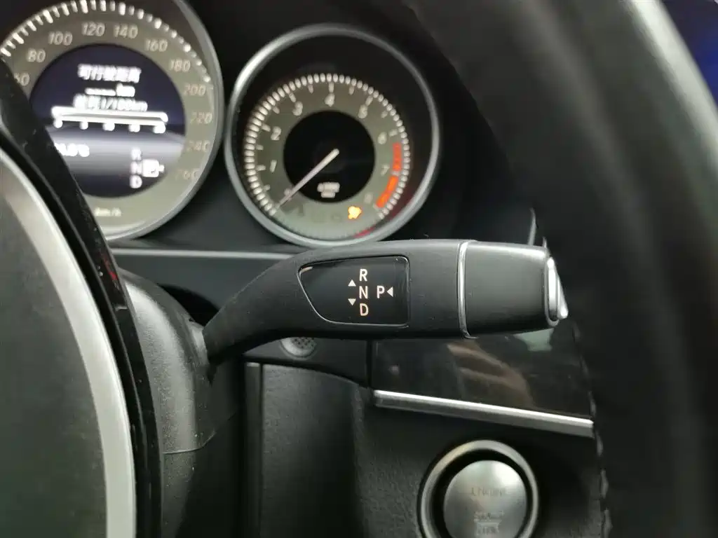 Mercedes-Benz E-Class 2015 E 260 L Sport Fashion фото 13