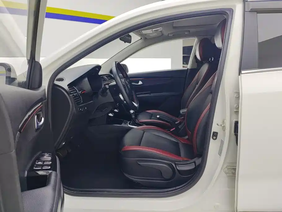 Kia KX CROSS 2018 2018 1.6L Automatic Smart Sunroof Edition