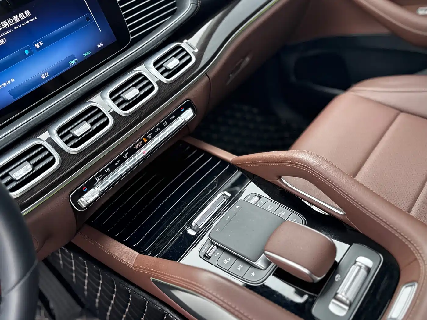Mercedes-Benz GLE 2025 GLE 350 4MATIC Fashion фото 20