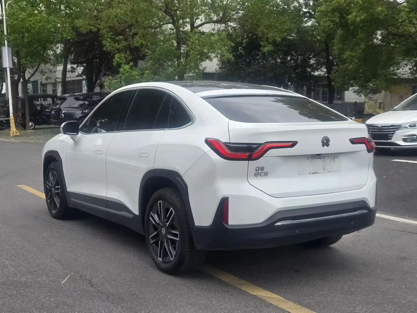 Фото 7 - NIO EC6