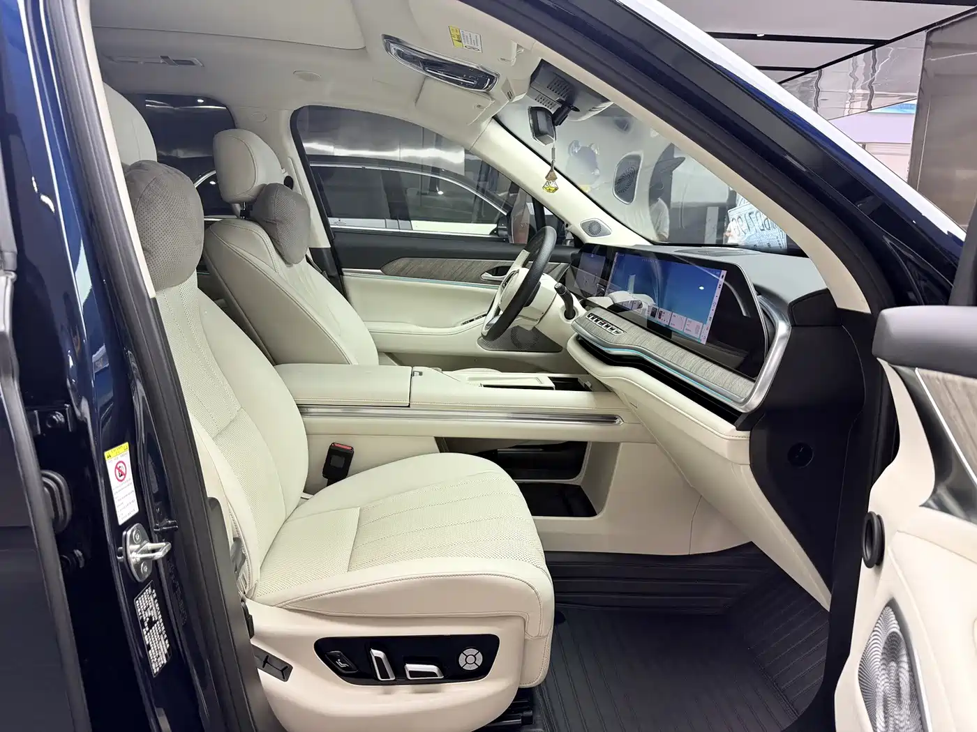 WEY Lanshan 2023 2023 AWD Ultra Long Range Edition