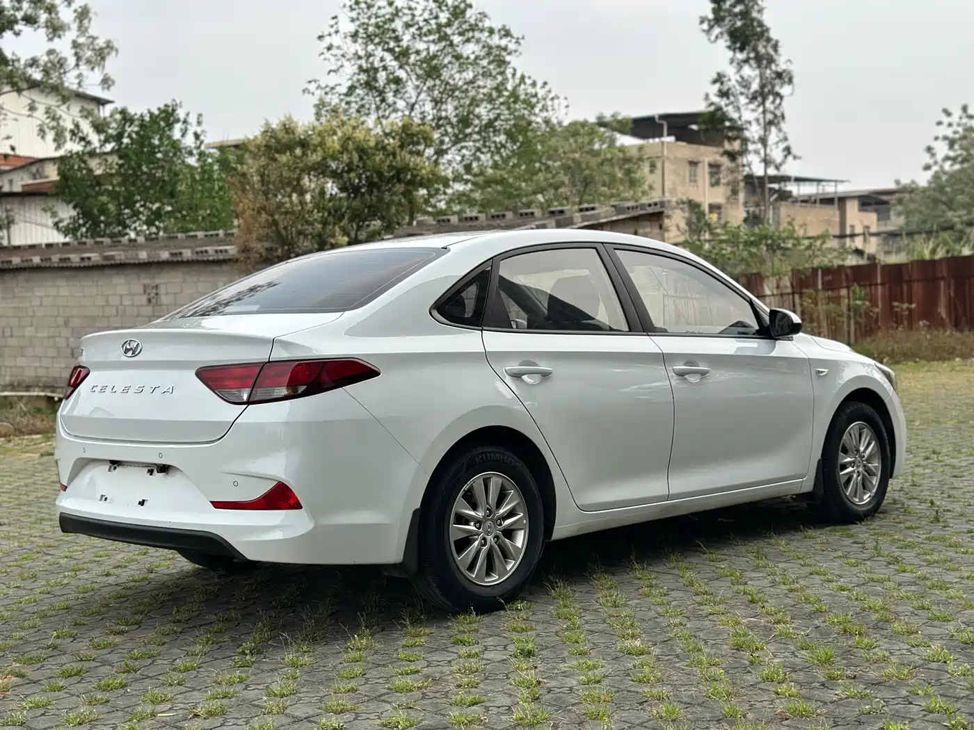 Hyundai Elantra 2018 1.6L Automatic Pleasing Edition GL China VI фото 4