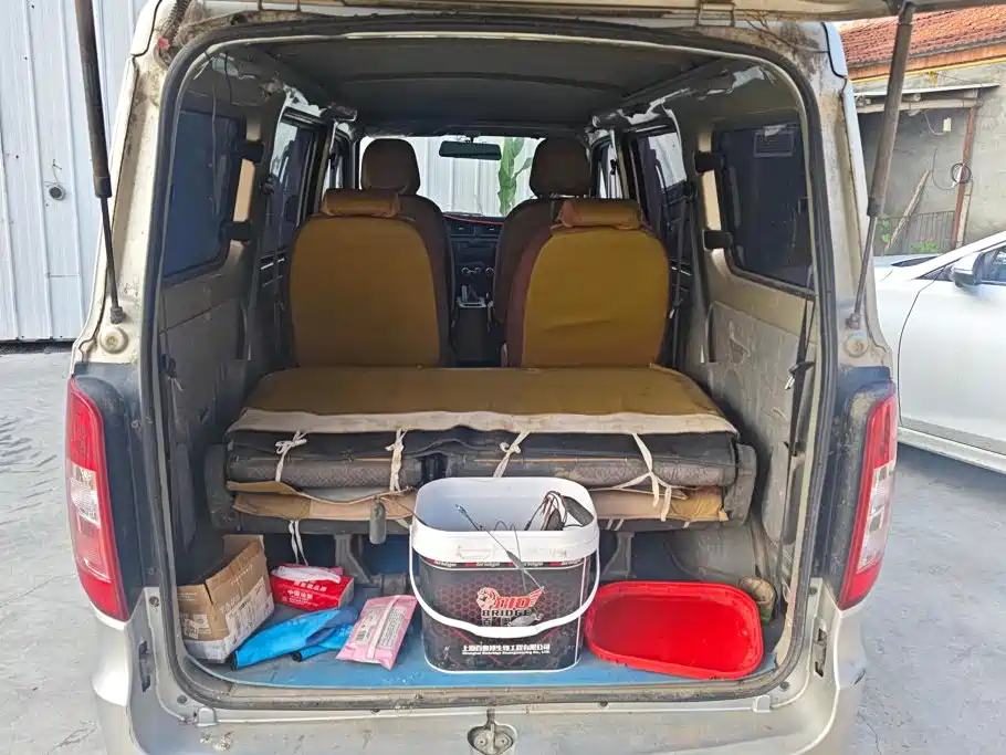 Wuling Motors Wuling Zhiguang 2016 2015 1.2L S Standard LSI
