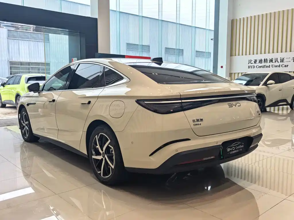 BYD Seal 07 DM-i 2025 2026 DM-i 1.5T 230km Flagship