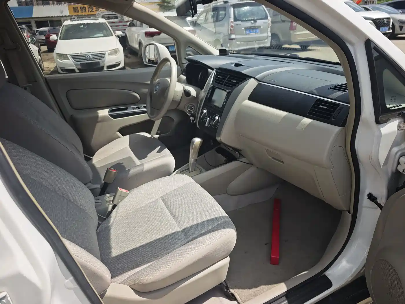 Venucia D50 2016 2015 1.6L Automatic Fashion
