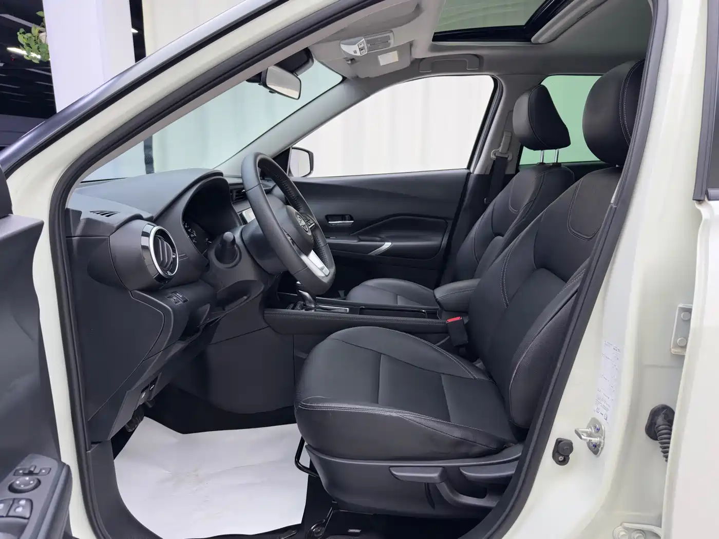 NISSAN JINKE