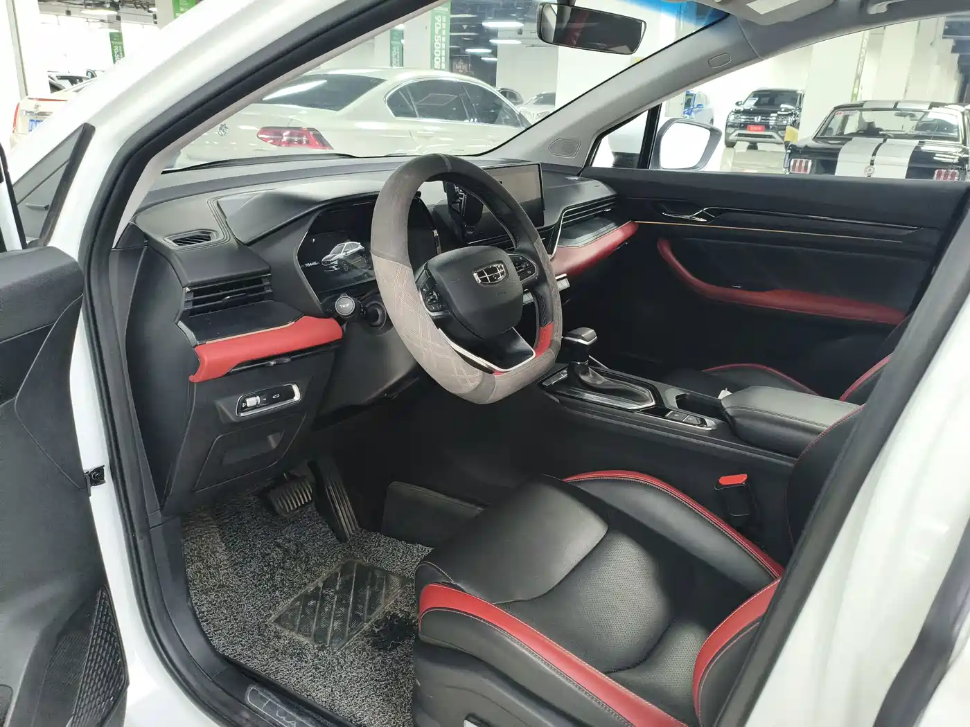Photo 13 - Geely Emgrand S