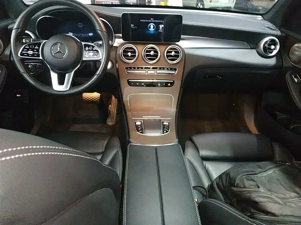 Mercedes-Benz GLC 2022 Facelift GLC 300 L 4MATIC Dynamic Collector's Edition фото 7