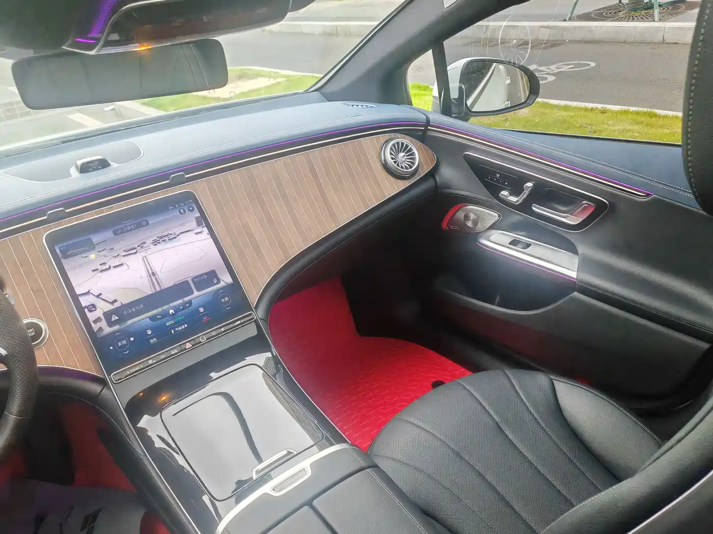 Mercedes-Benz EQE 2022 350 Luxury Edition фото 8