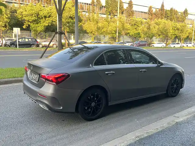 Mercedes-Benz A-Class 2020 Facelift A 200 L Sport Sedan Fashion — фото 5