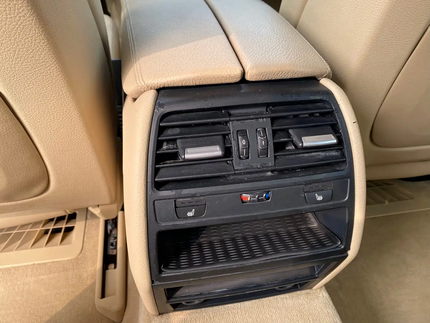 BMW 7 Series 2011 730Li Elegance фото 6