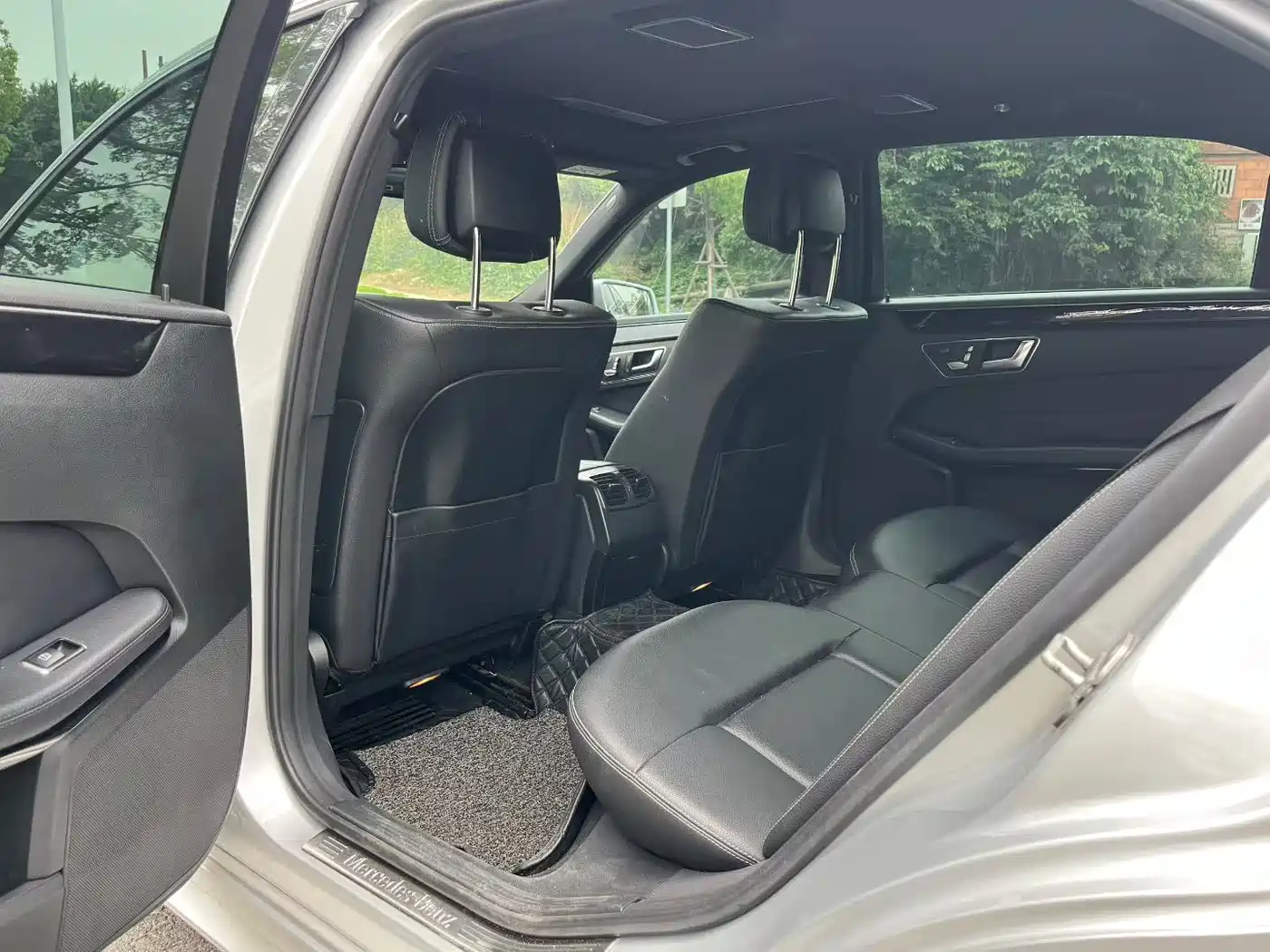 Mercedes-Benz E-Class 2014 Facelift E 260 L Sport фото 4